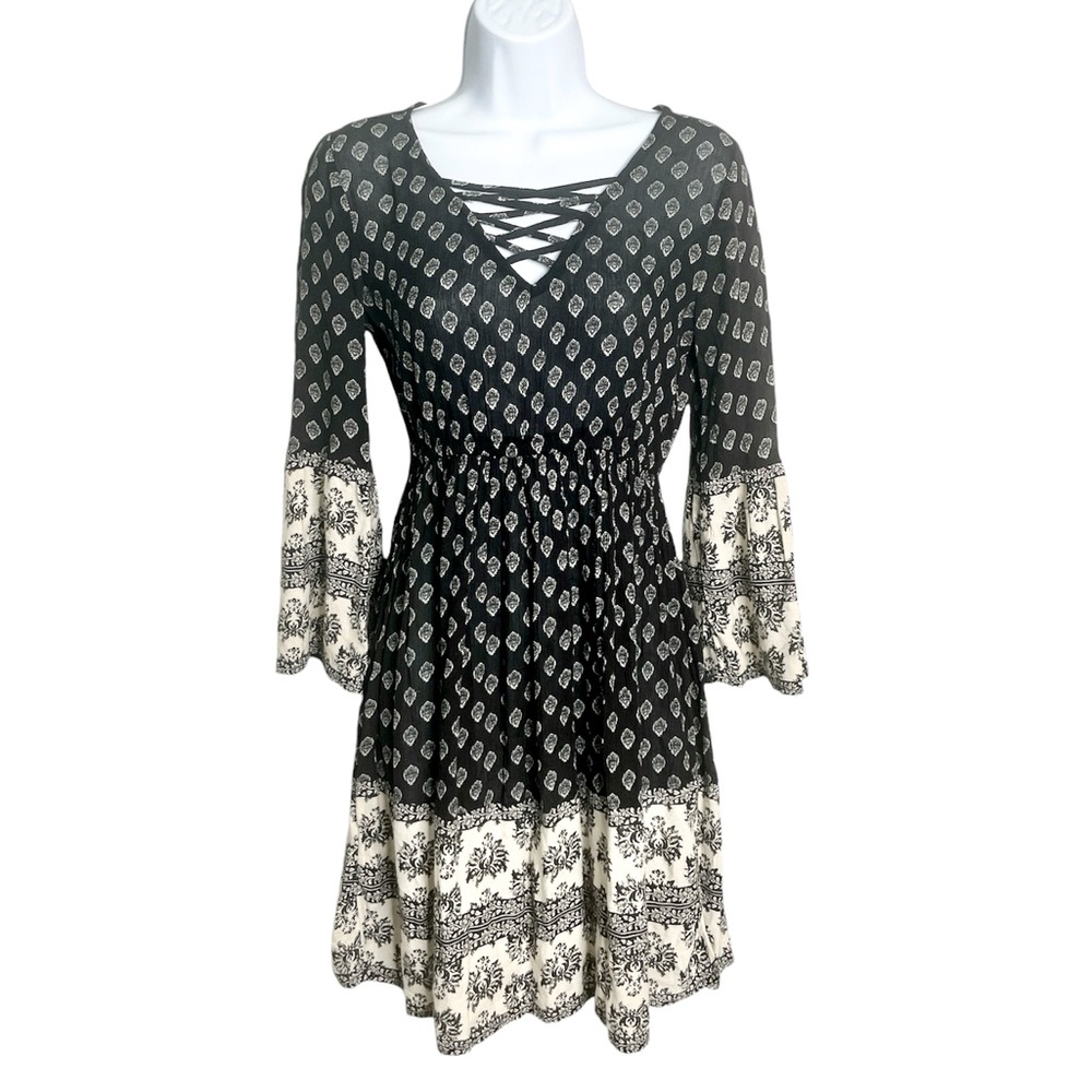 Boho Dress Juniors Black & Beige Bell Sleeves